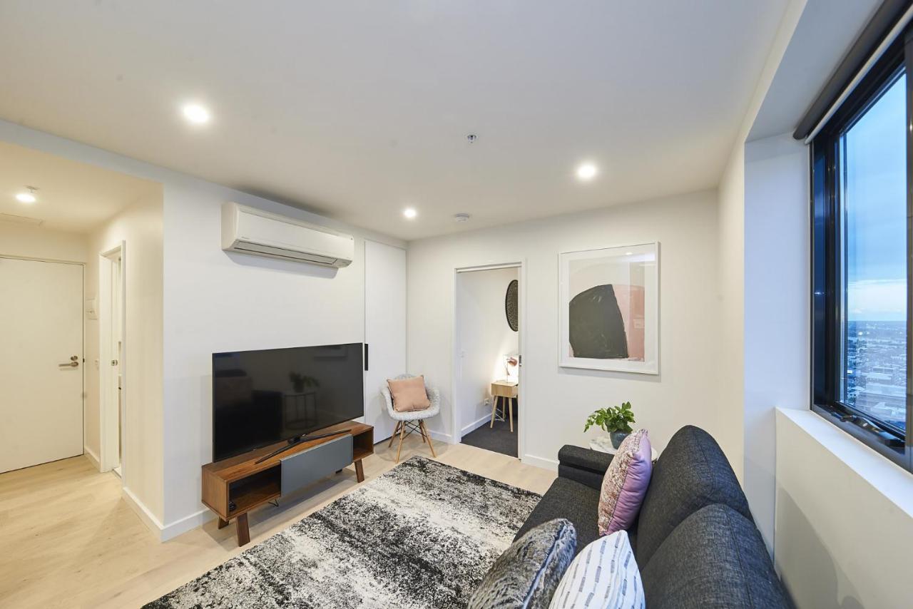 Mega Style Apartments The International Melbourne Exterior photo